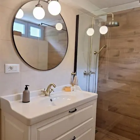 Stone House Gazda Vikendica *