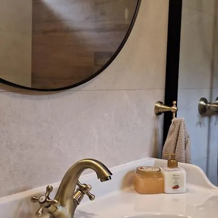 Vikendica Stone House Gazda *