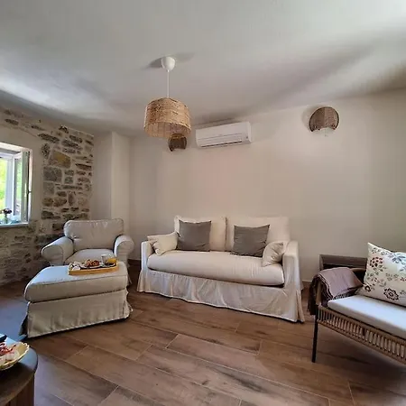 Stone House Gazda