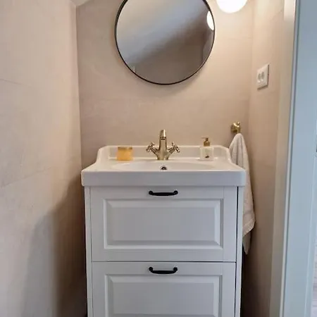 Stone House Gazda Omis