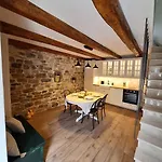 Stone House Gazda *