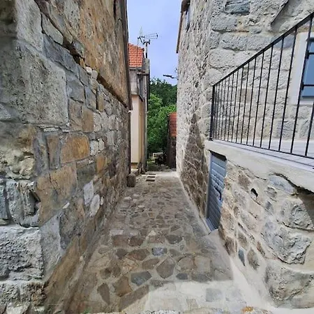 Stone House Gazda
