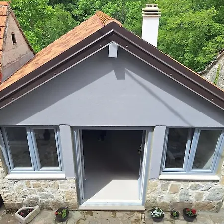 Stone House Gazda Ferienhaus
