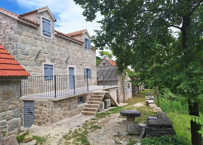 Vikendica Stone House Gazda *